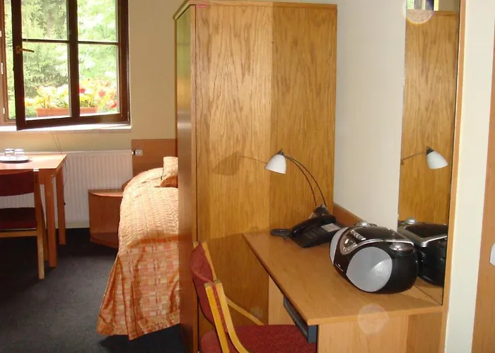 Bejckuv Mlyn בית הארחה 3*